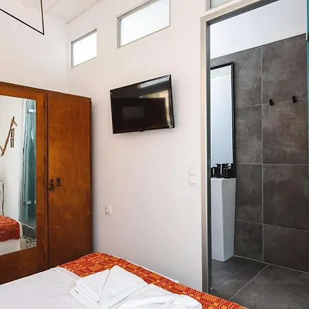 The Of The Old Port Semesterbostad