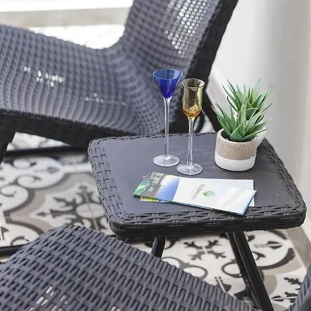 The Of The Old Port בית נופש העיירה רתימנו