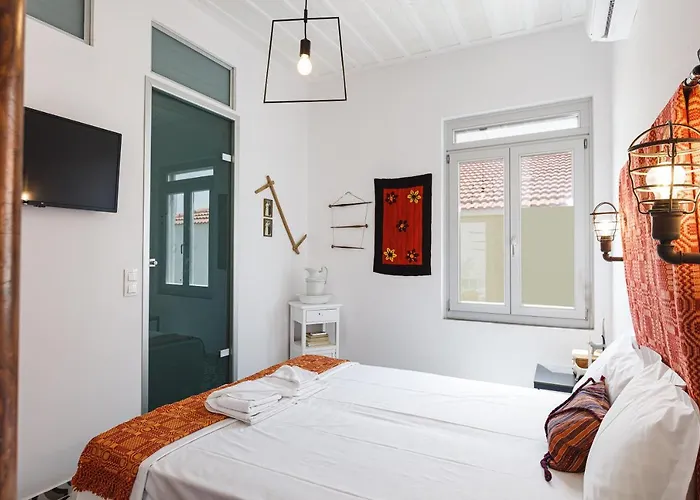 The Of The Old Port * Rethymno